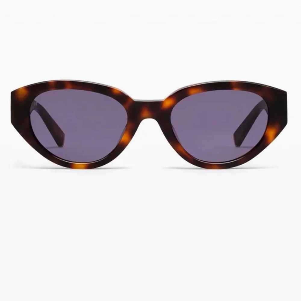 Tortoiseshell Cat-Eye Women’s Sunglasses - Brown